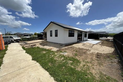 Photo of property in 42 Evergreen Parade, Rosehill, Papakura, 2113