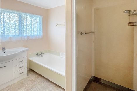 Photo of property in 27 Amberley Avenue, Westbrook, Palmerston North, 4412