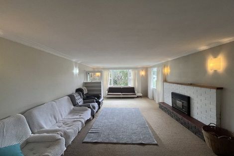 Photo of property in 26 Awaruku Road, Torbay, Auckland, 0630
