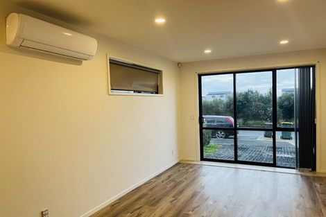 Photo of property in 36 Minhas Road, Papakura, 2110