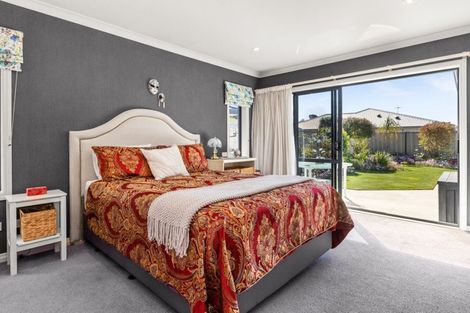 Photo of property in 21 Pinotage Drive, Greenmeadows, Napier, 4112