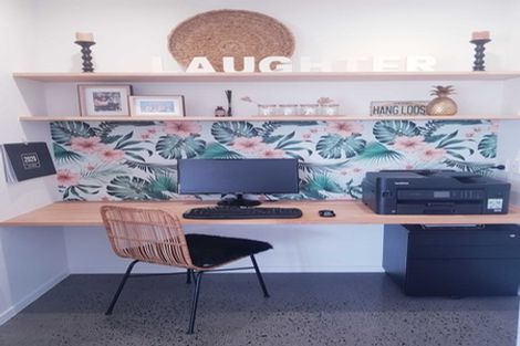 Photo of property in 10 Sarcodia Place, Papamoa Beach, Papamoa, 3118