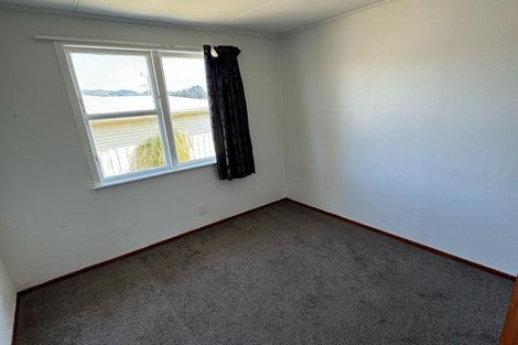 Photo of property in 72 Castor Crescent, Cannons Creek, Porirua, 5024