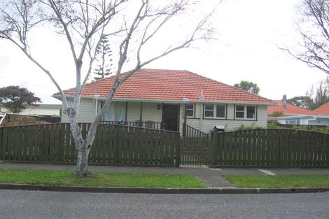 Photo of property in 2/7 Tilbury Street, Fairfield, Lower Hutt, 5011