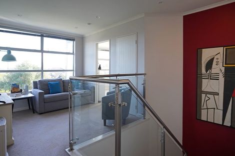 Photo of property in 12 Rangi Avenue, Schnapper Rock, Auckland, 0632