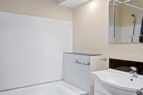 Photo of property in 55 Batten Grove, The Pines Beach, 7630