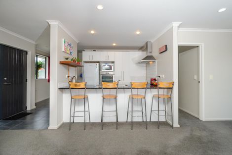 Photo of property in 20a Duncan Avenue, Te Atatu South, Auckland, 0610