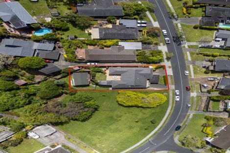 Photo of property in 26 Fratley Avenue, Farm Cove, Auckland, 2012