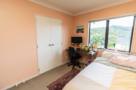 Photo of property in 57 Woodhouse Avenue, Karori, Wellington, 6012