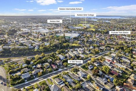 Photo of property in 11 Tahi Terrace, Glen Eden, Auckland, 0602
