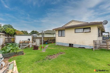 Photo of property in 2/10 Ebenezer Way, Clendon Park, Auckland, 2103