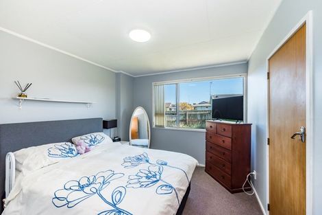 Photo of property in 4 Elder Grove, Paraparaumu, 5032