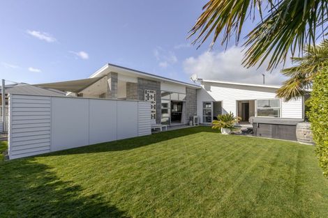 Photo of property in 40 Penrod Drive, Bell Block, New Plymouth, 4312