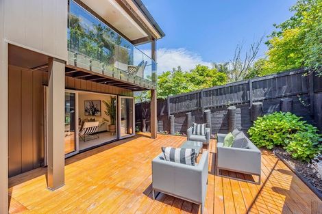 Photo of property in 48b Peter Terrace, Castor Bay, Auckland, 0620
