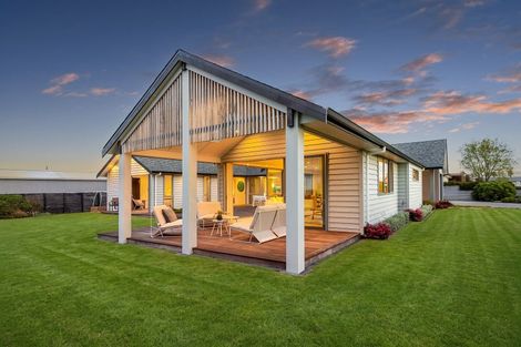 Photo of property in 5 Shearwater Lane, Point Wells, 0986