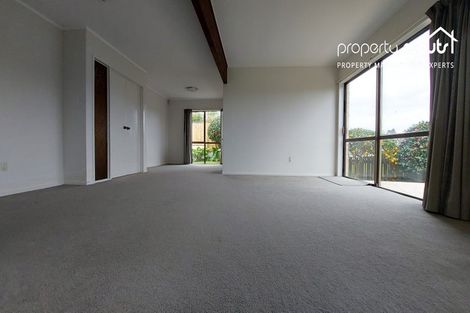 Photo of property in 2/14 Bramley Drive, Farm Cove, Auckland, 2012