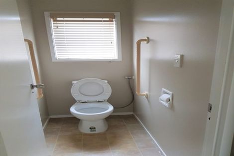 Photo of property in 2/94 John Downs Drive, Browns Bay, Auckland, 0630