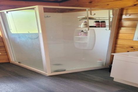 Photo of property in 8 Pararewa Drive, Whalers Gate, New Plymouth, 4310