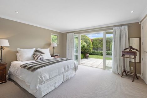 Photo of property in 7 Gleneagles Terrace, Ilam, Christchurch, 8053