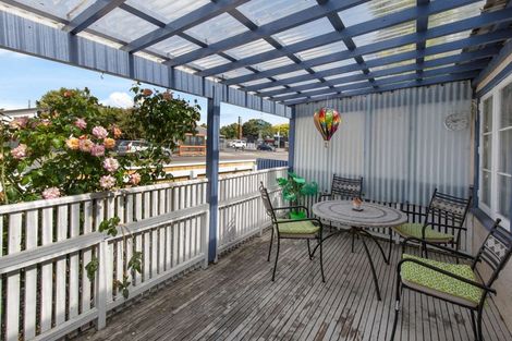 Photo of property in 67 Grey Street, Woodville, 4920