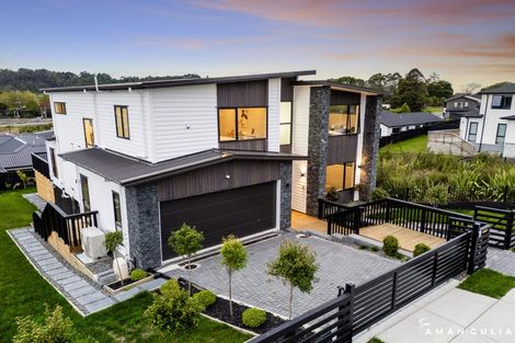 Photo of property in 15 Katote Avenue, Swanson, Auckland, 0614