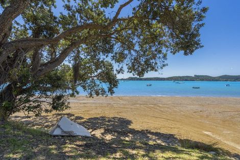 Photo of property in 8 Smith-grey Crescent, Parekura Bay, Hikurangi, 0184