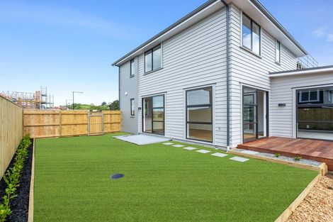 Photo of property in 22 Symes Drive, Red Beach, 0932