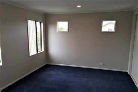 Photo of property in 18 Scarlet Lane, Redwood, Christchurch, 8051