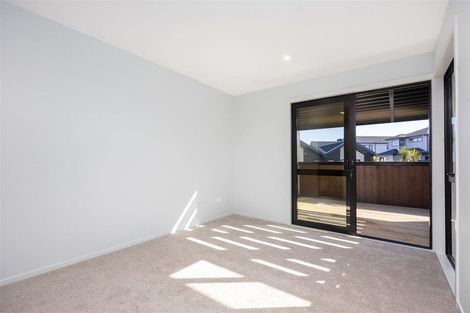 Photo of property in 108 Te Oneroa Way, Long Bay, Auckland, 0630