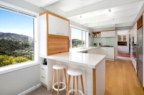 Photo of property in 14 Cavalry Close, Crofton Downs, Wellington, 6035