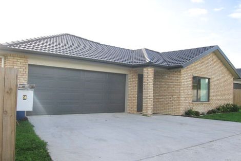 Photo of property in 9 Woodbank Drive, Glen Eden, Auckland, 0602