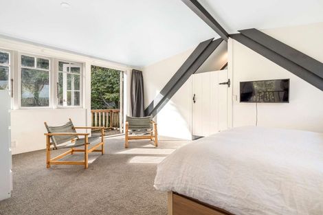 Photo of property in 33 Tainui Road, Titirangi, Auckland, 0604