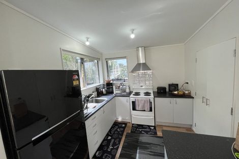 Photo of property in 8 Oreil Avenue, West Harbour, Auckland, 0618