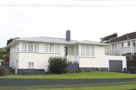 Photo of property in 27 Banks Street, Marfell, New Plymouth, 4310