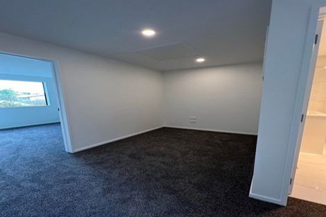 Photo of property in 8/13 Grove Lane, Pakuranga, Auckland, 2010