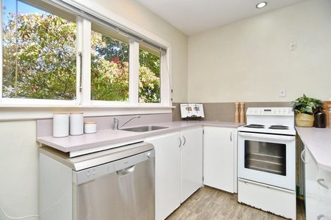 Photo of property in 355 Hills Road, Mairehau, Christchurch, 8013