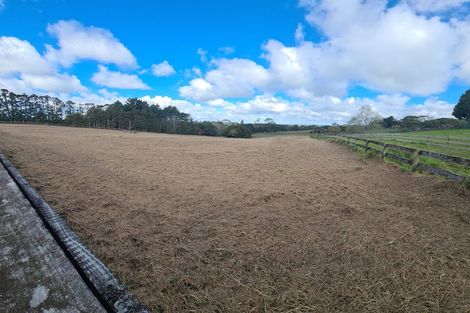 Photo of property in 7 Tawa Road, Kumeu, 0891