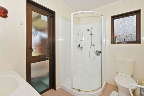 Photo of property in 243 Fairway Drive, Te Kamo, Whangarei, 0112