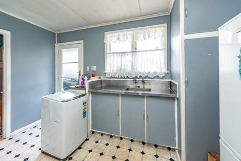Photo of property in 105 Purnell Street, College Estate, Whanganui, 4500