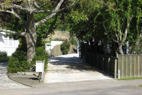 Photo of property in 54b Devon Street, Picton, 7220