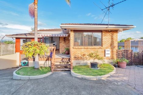 Photo of property in 4a Park Estate Road, Rosehill, Papakura, 2113