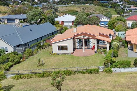 Photo of property in 7 Marewa Place, Waikanae Beach, Waikanae, 5036