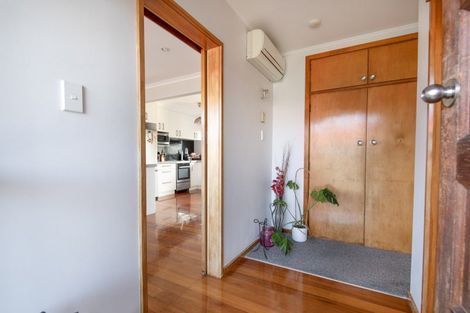 Photo of property in 1 Holyrood Street, Taradale, Napier, 4112