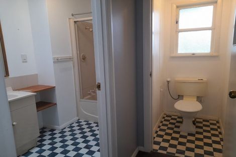 Photo of property in 18 Otupai Street, Two Mile Bay, Taupo, 3330