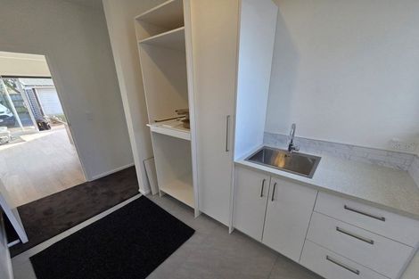 Photo of property in 5 Kawaka Street, Riccarton, Christchurch, 8041
