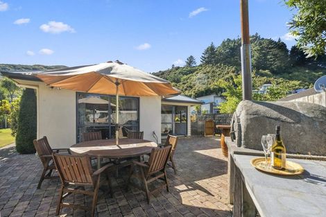 Photo of property in 37 Nelson Crescent, Wainuiomata, Lower Hutt, 5014