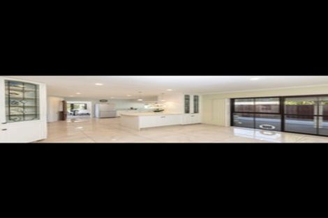 Photo of property in 4 Rowanwood Close, Halswell, Christchurch, 8025