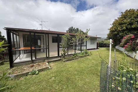 Photo of property in 1 Bishops Glen, Tawa, Wellington, 5028