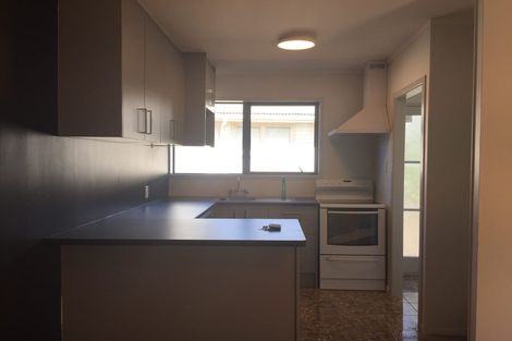 Photo of property in 1/44 Megan Avenue, Pakuranga Heights, Auckland, 2010