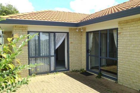 Photo of property in 2 Genesis Place, Flat Bush, Auckland, 2019